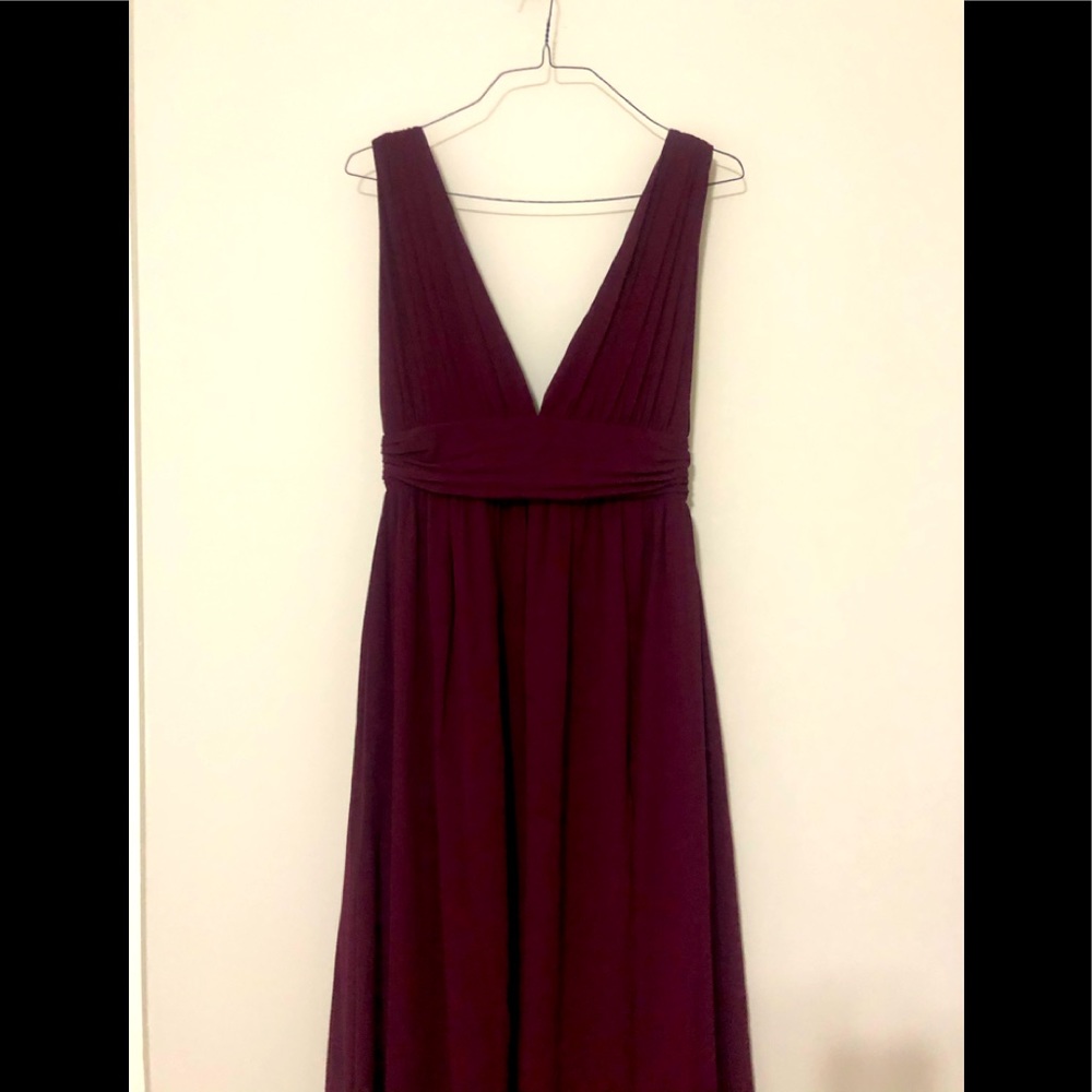 Lulus double slit, double lined dress. Size M.